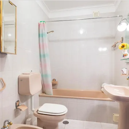 Amorosa Apartment