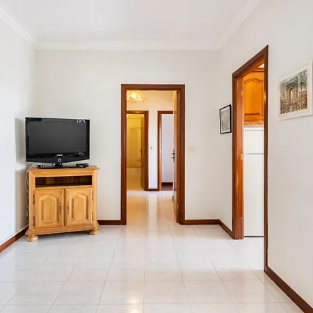 Amorosa Apartment